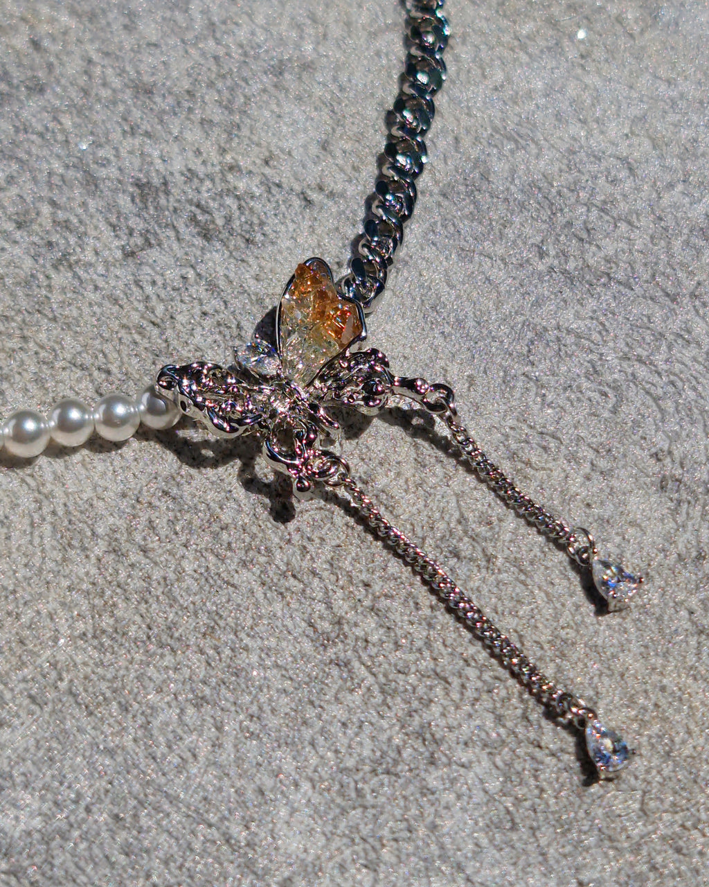 Amber Wings Pearl Necklace - Nikaneko