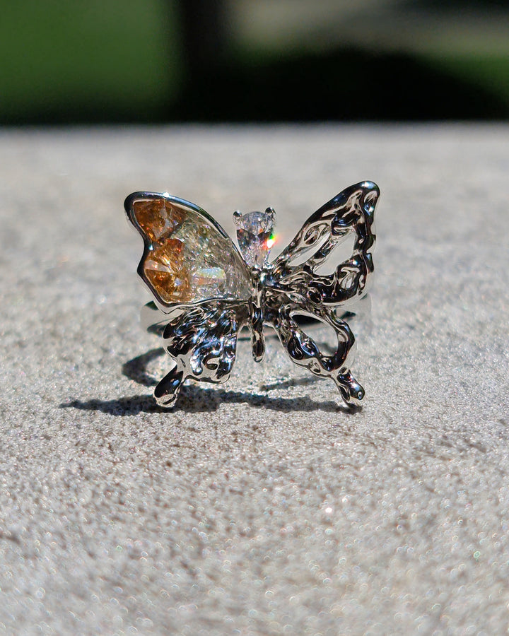 Amber Wings Ring - Nikaneko
