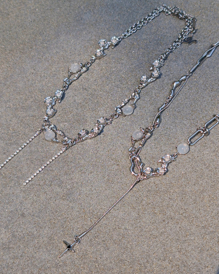 Arctic Flower Star Necklace - Nikaneko