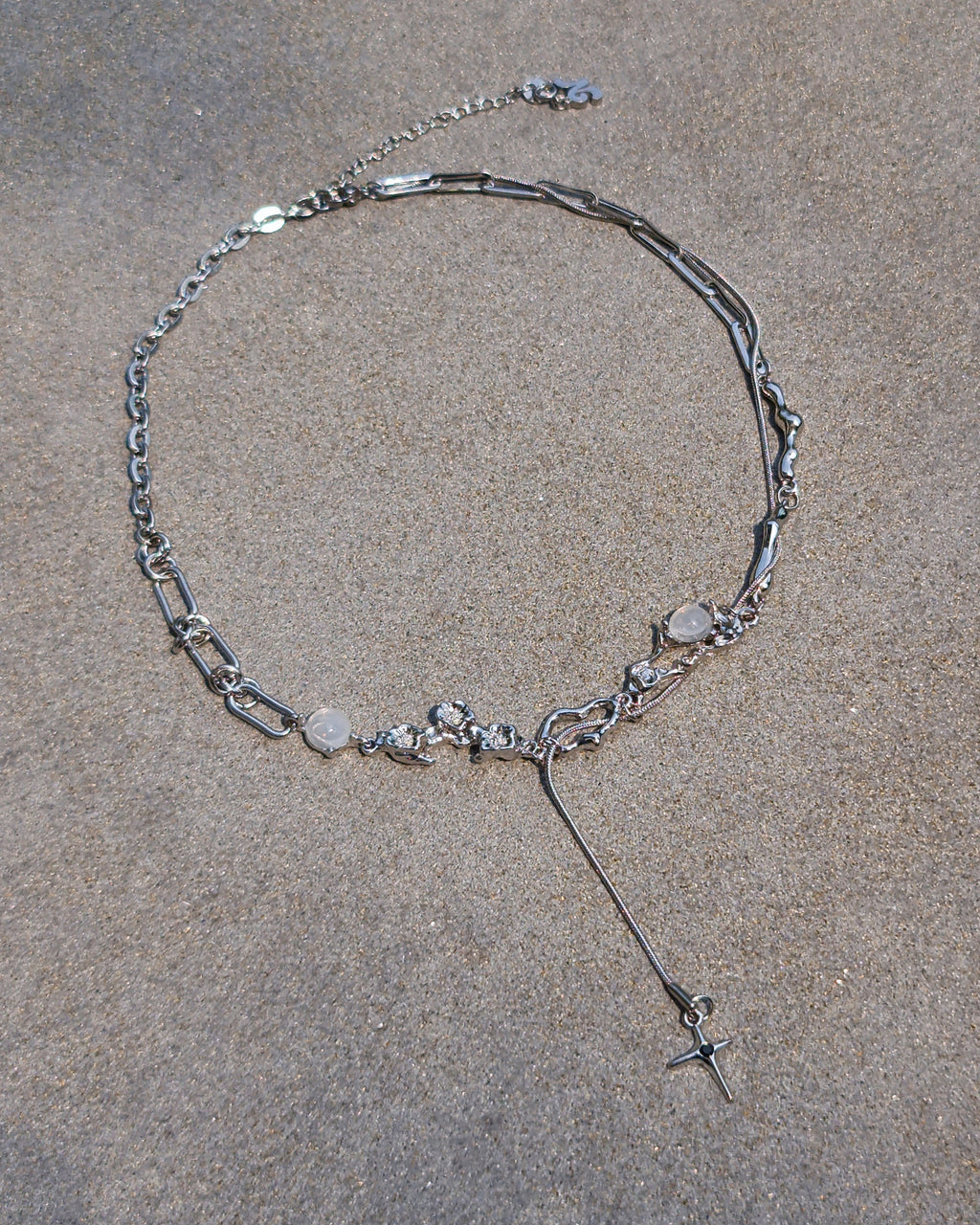 Arctic Flower Star Necklace - Nikaneko