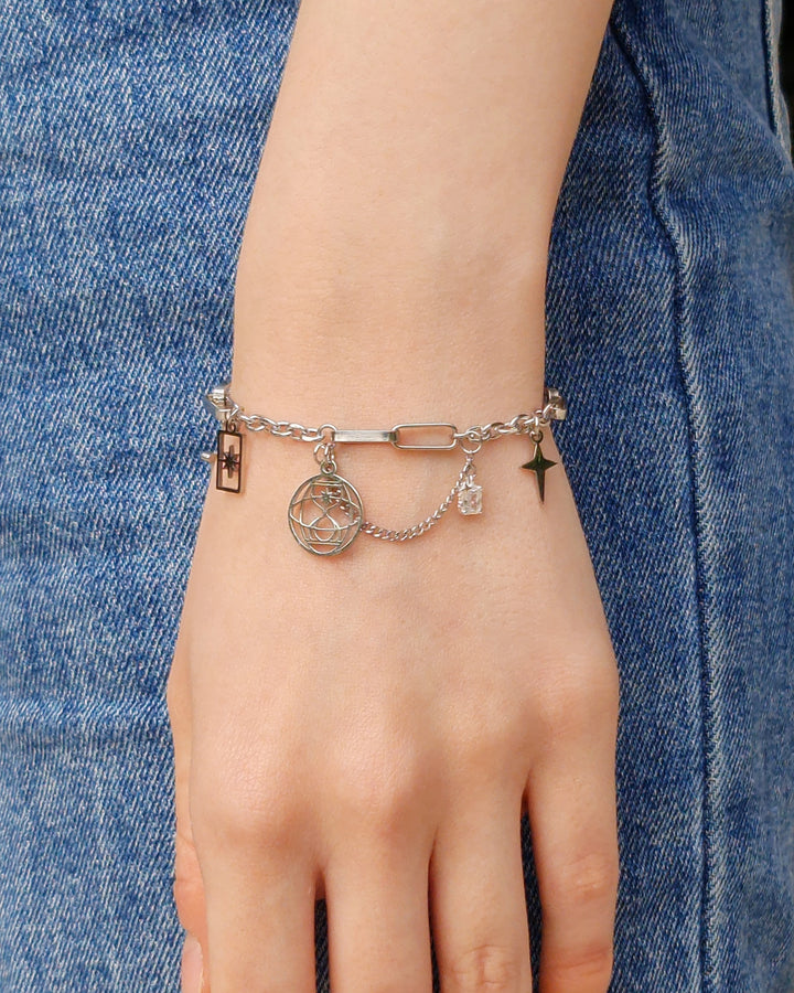 Ateez Hourglass Silver Bracelet - Nikaneko