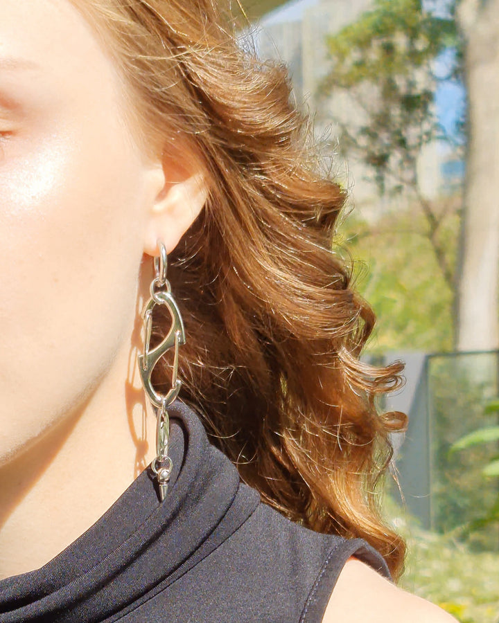 Ateez S - Biner Spike Earrings - Nikaneko