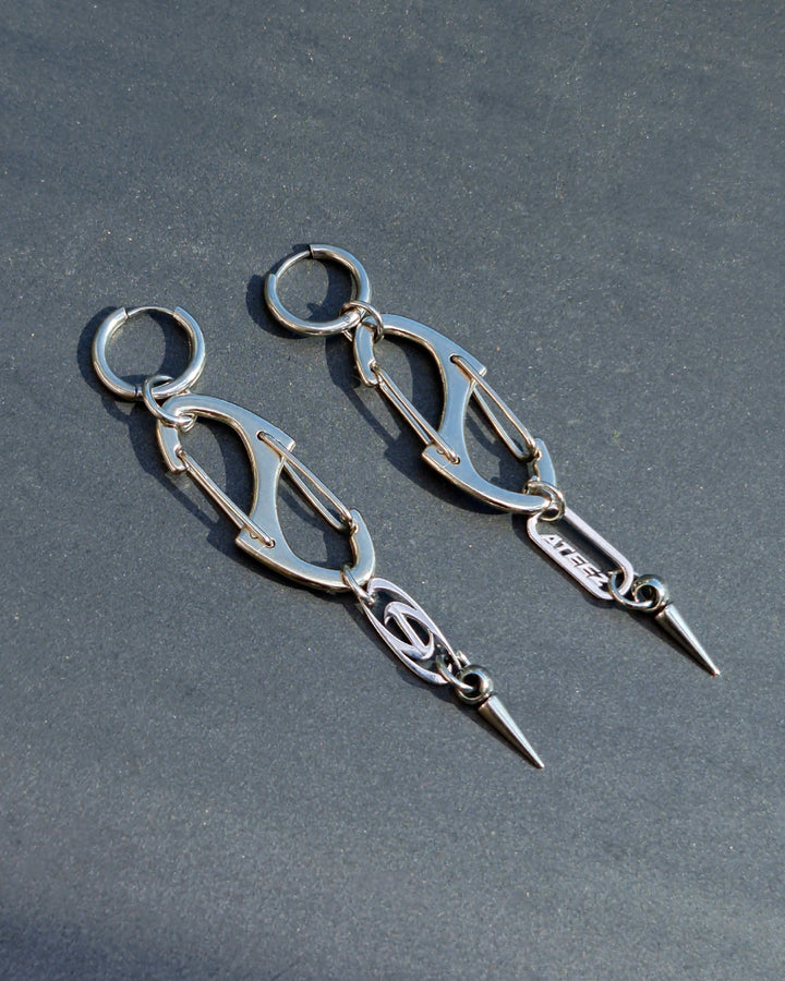 Ateez S - Biner Spike Earrings - Nikaneko