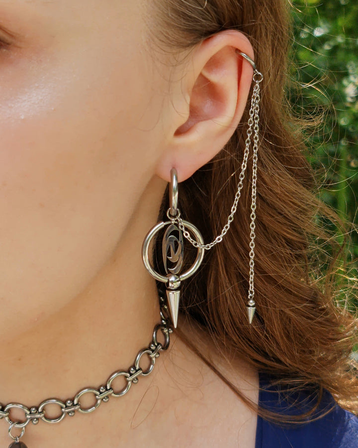 Ateez Spike and Chain Mismatched Earrings - Nikaneko