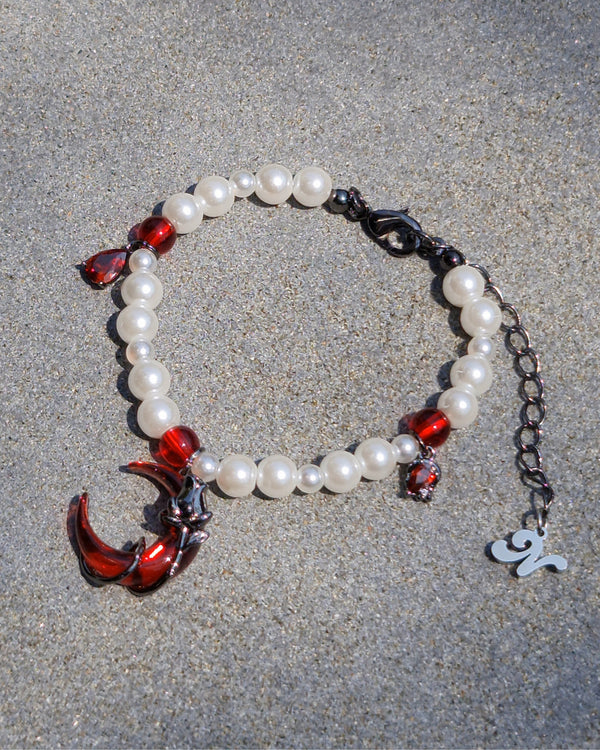 Blood Moon Bracelet - Nikaneko