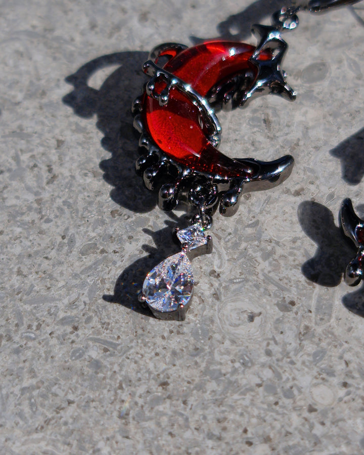 Blood Moon Drip Mismatched Earrings - Nikaneko