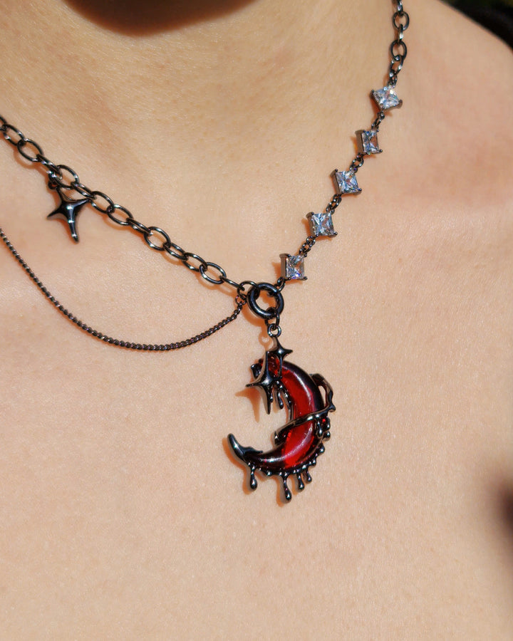 Blood Moon Drip Necklace - Nikaneko