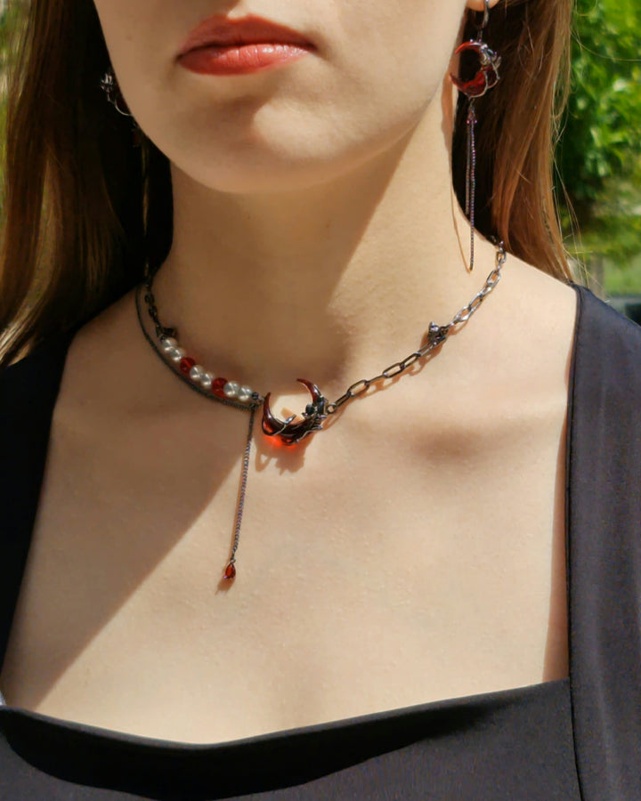 Blood Moon Necklace - Nikaneko