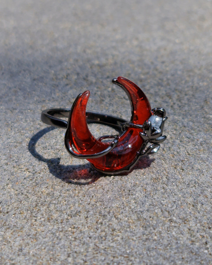 Blood Moon Ring - Nikaneko