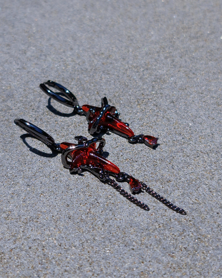 Blood Star Mismatched Earrings - Nikaneko