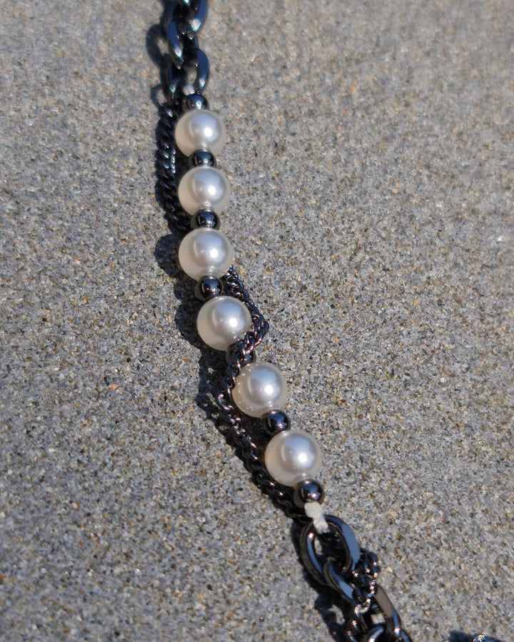 Blooderfly Necklace - Nikaneko