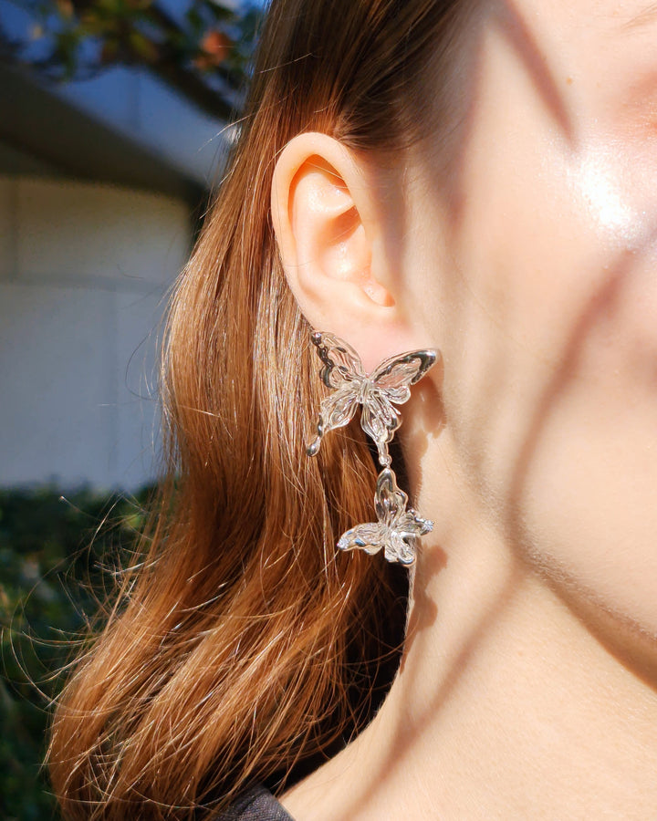 Crystal Butterfly Earrings - Nikaneko