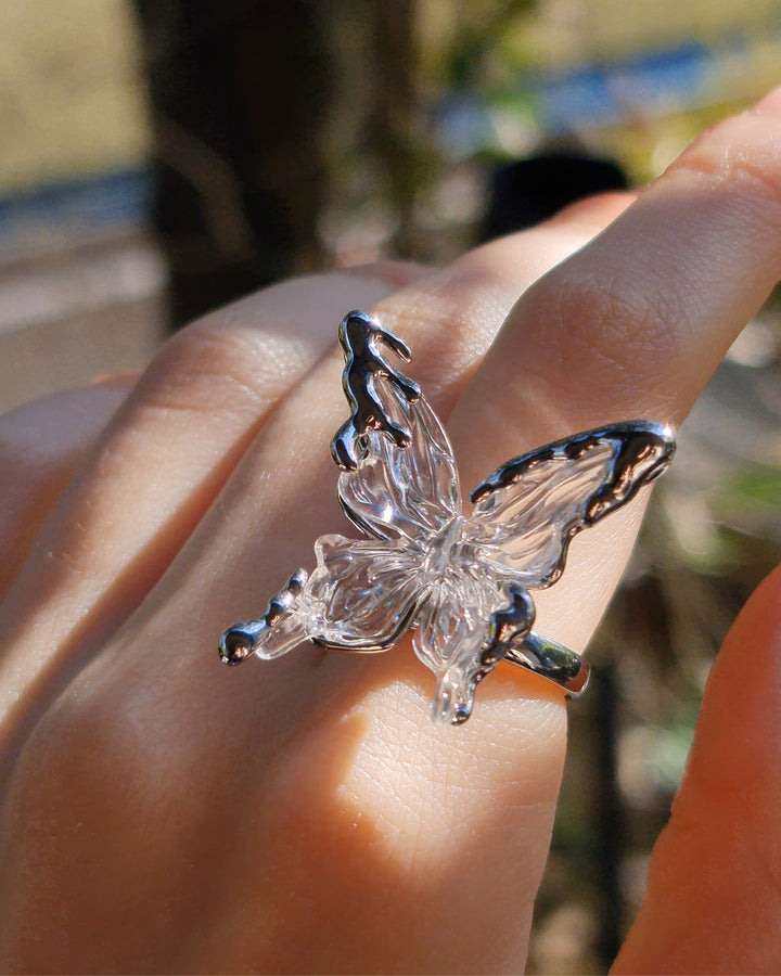 Crystal Butterfly Ring - Nikaneko