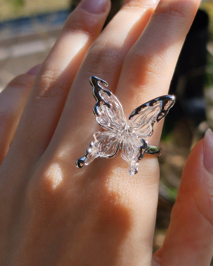 Crystal Butterfly Ring - Nikaneko