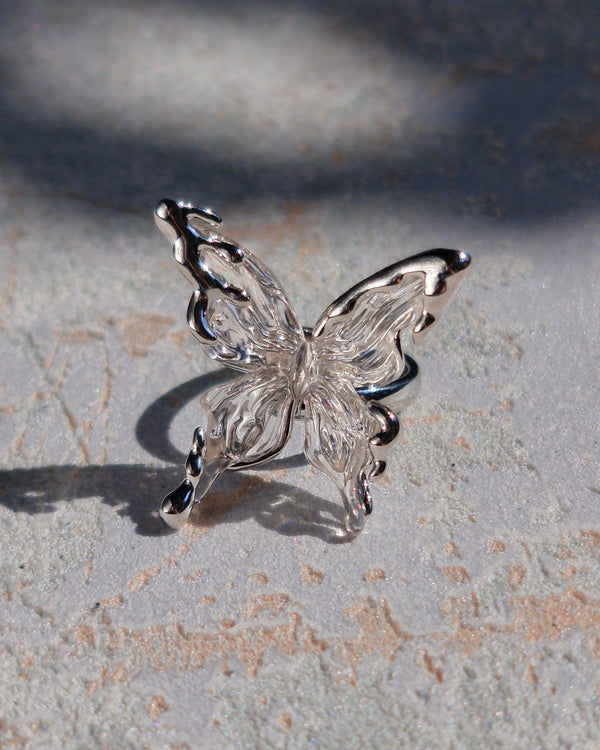 Crystal Butterfly Ring - Nikaneko
