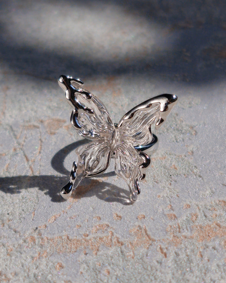 Crystal Butterfly Ring - Nikaneko