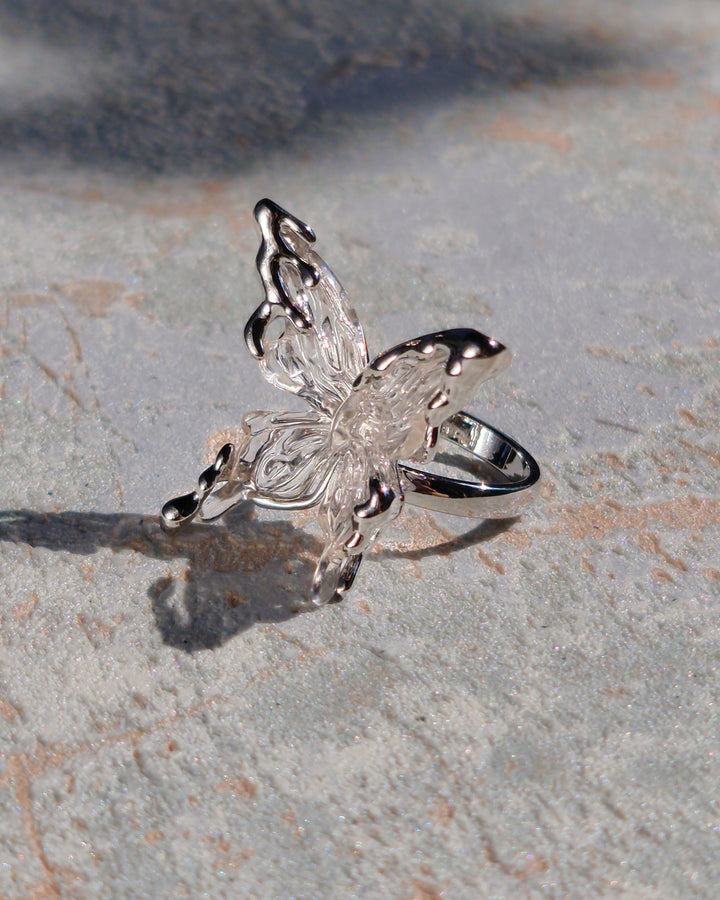 Crystal Butterfly Ring - Nikaneko