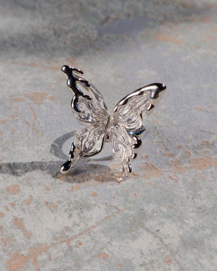 Crystal Butterfly Ring - Nikaneko