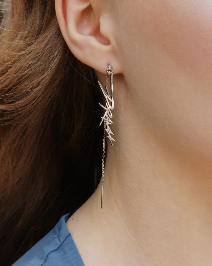 Drama Trauma aespa Threader Earrings - Nikaneko