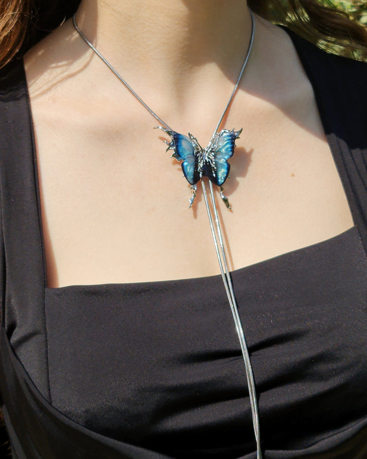 Flutter Cage Necklace - Nikaneko