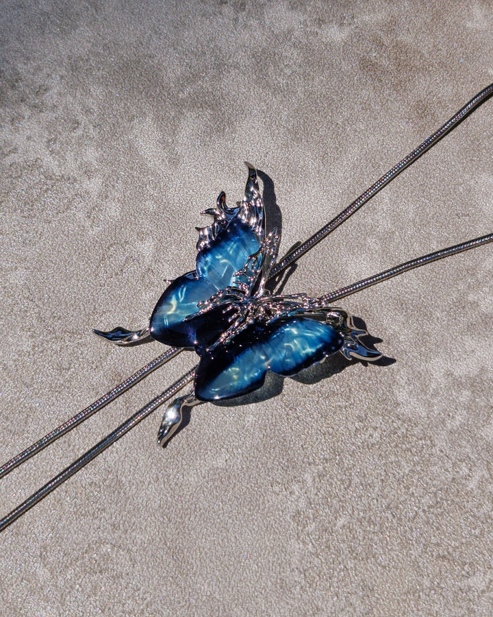 Flutter Cage Necklace - Nikaneko