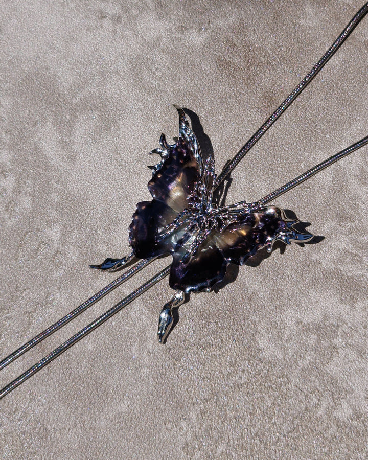 Flutter Cage Necklace - Nikaneko