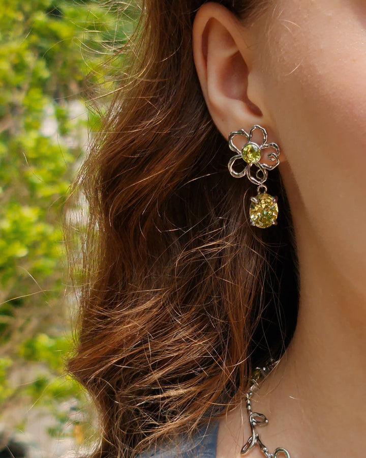 Green Bloom Earrings - Nikaneko