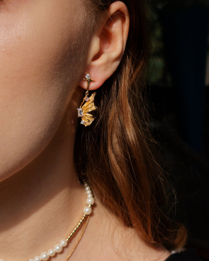 Honey Butterfly Mismatched Earrings - Nikaneko