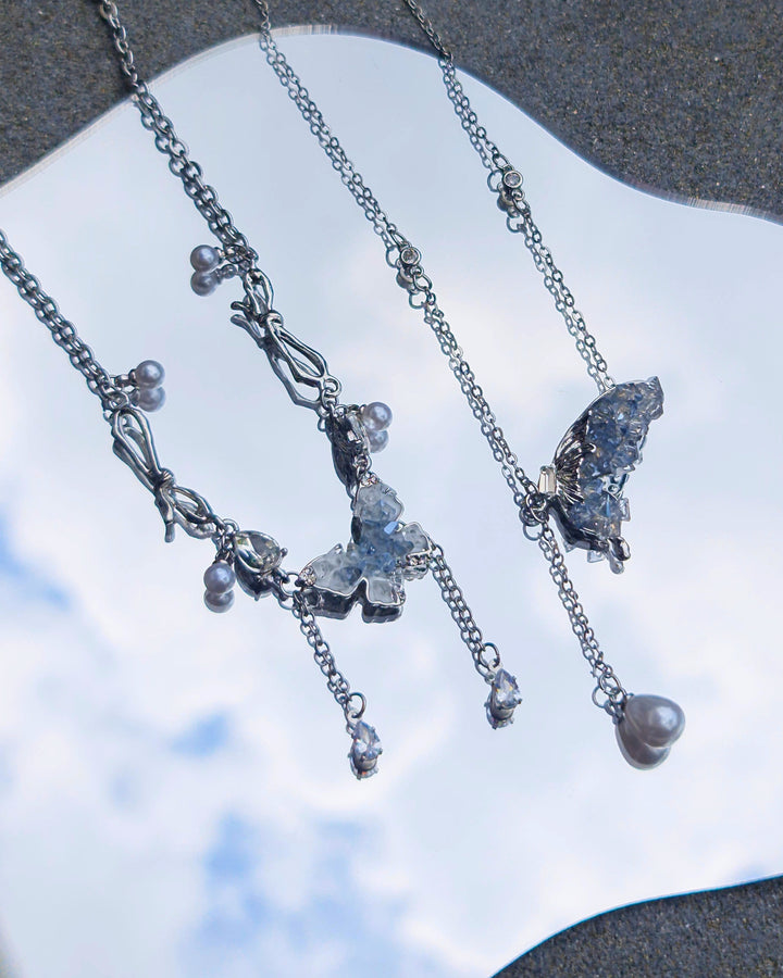 Icy Wings Necklace Set - Nikaneko