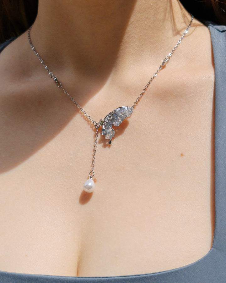 Icy Wings Necklace Set - Nikaneko