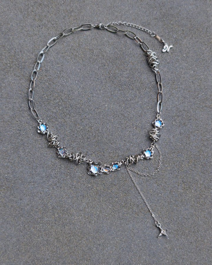 Illusion Knots Necklace - Nikaneko