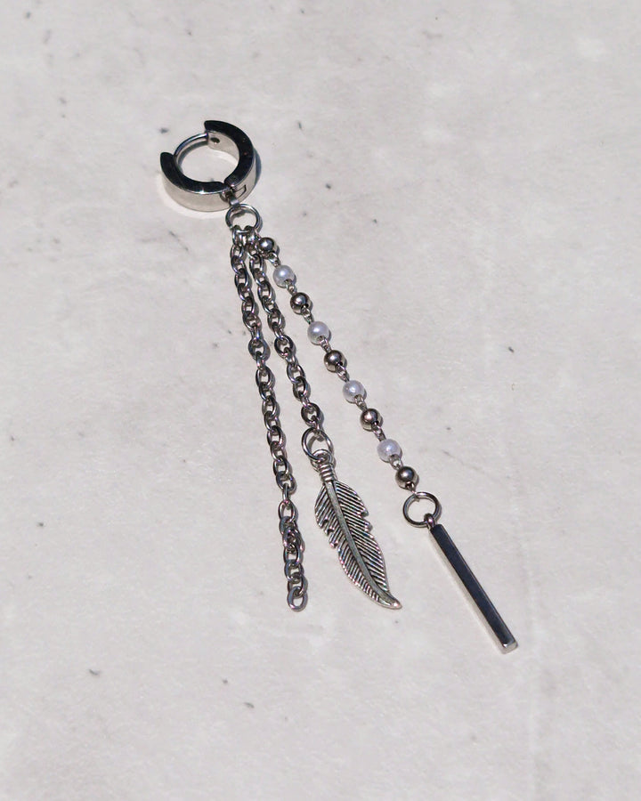 Pearls & Feather Earring - Nikaneko