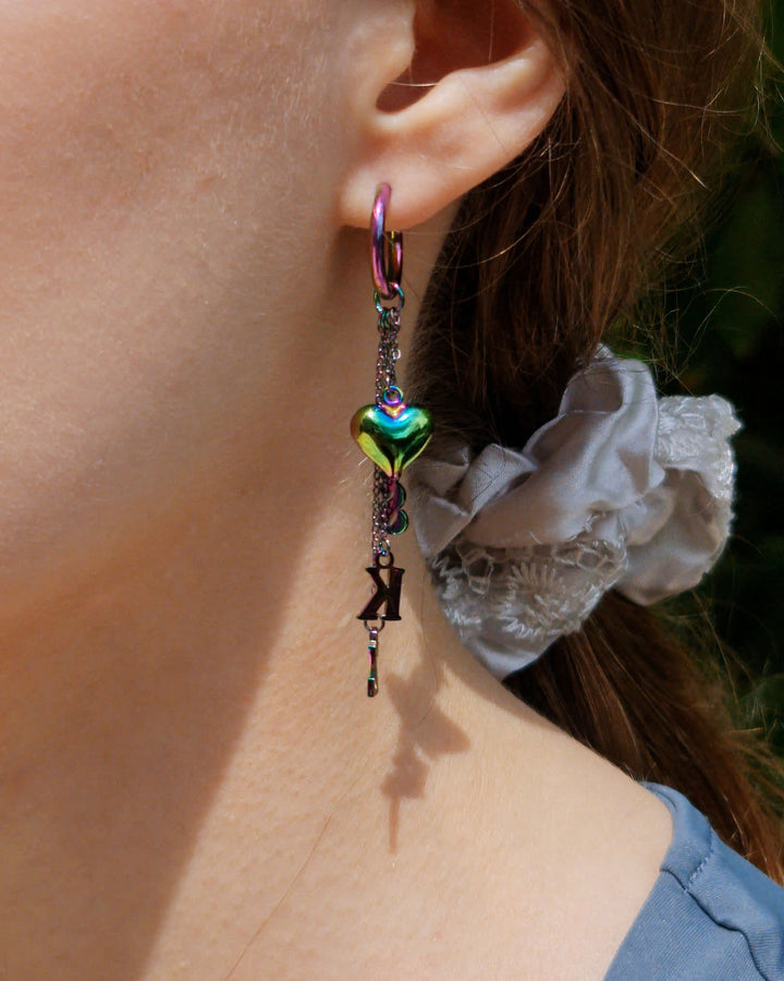 STAY Stray Kids Earrings Iridescent - Nikaneko