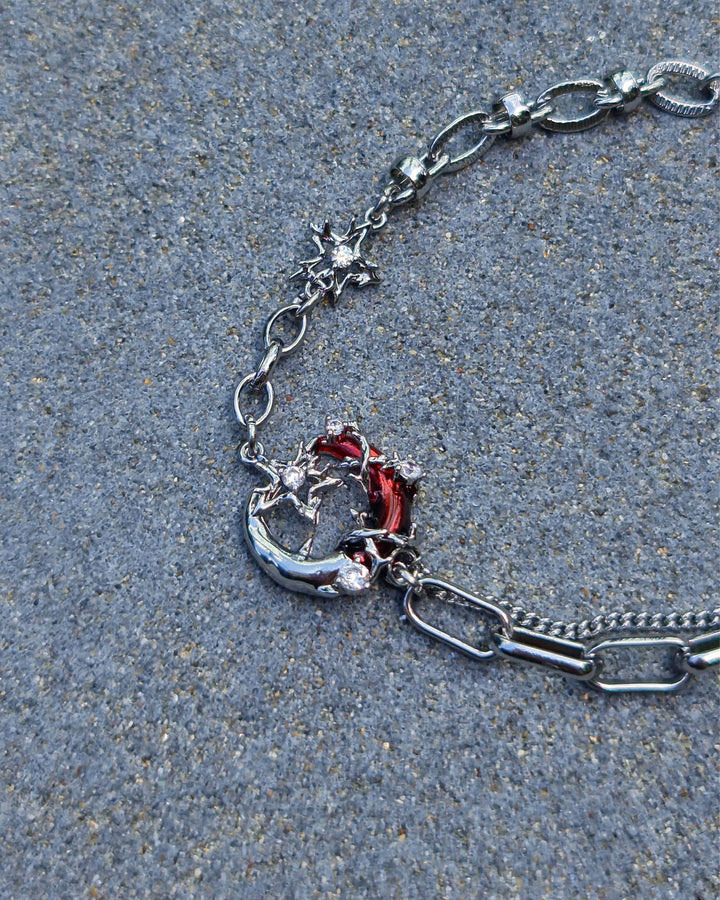 Scarlet Moon Bracelet - Nikaneko