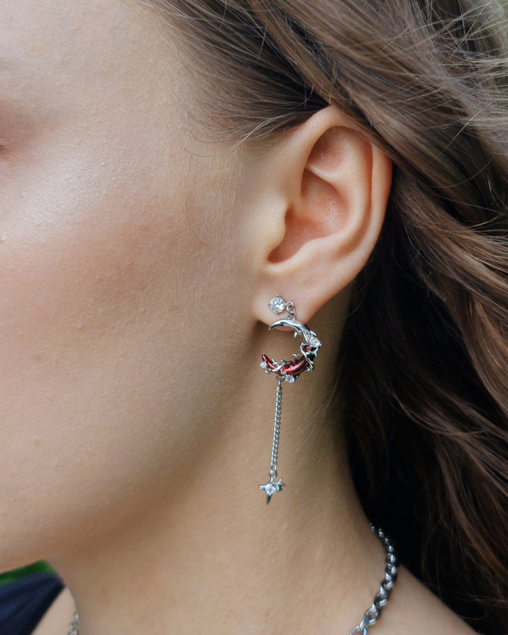 Scarlet Moon Mismatched Earrings - Nikaneko