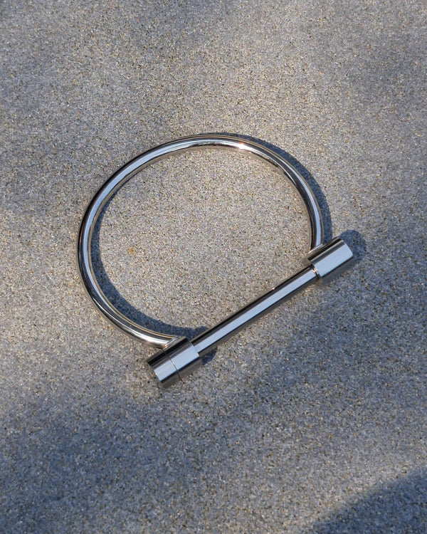 Screw Cuff Bracelet - Nikaneko