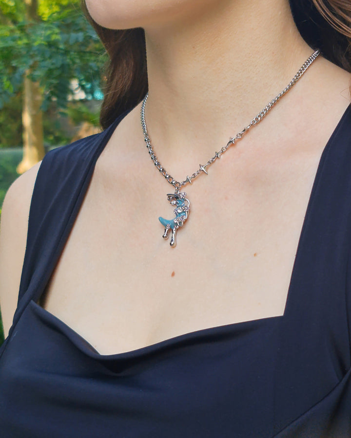Serenity Moon Necklace - Nikaneko