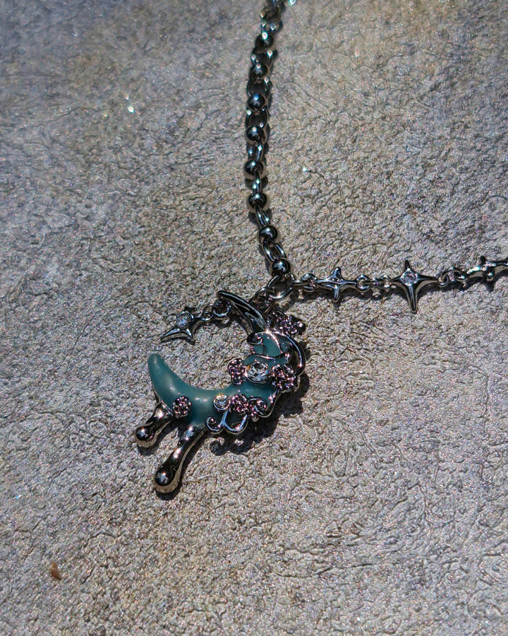 Serenity Moon Necklace - Nikaneko