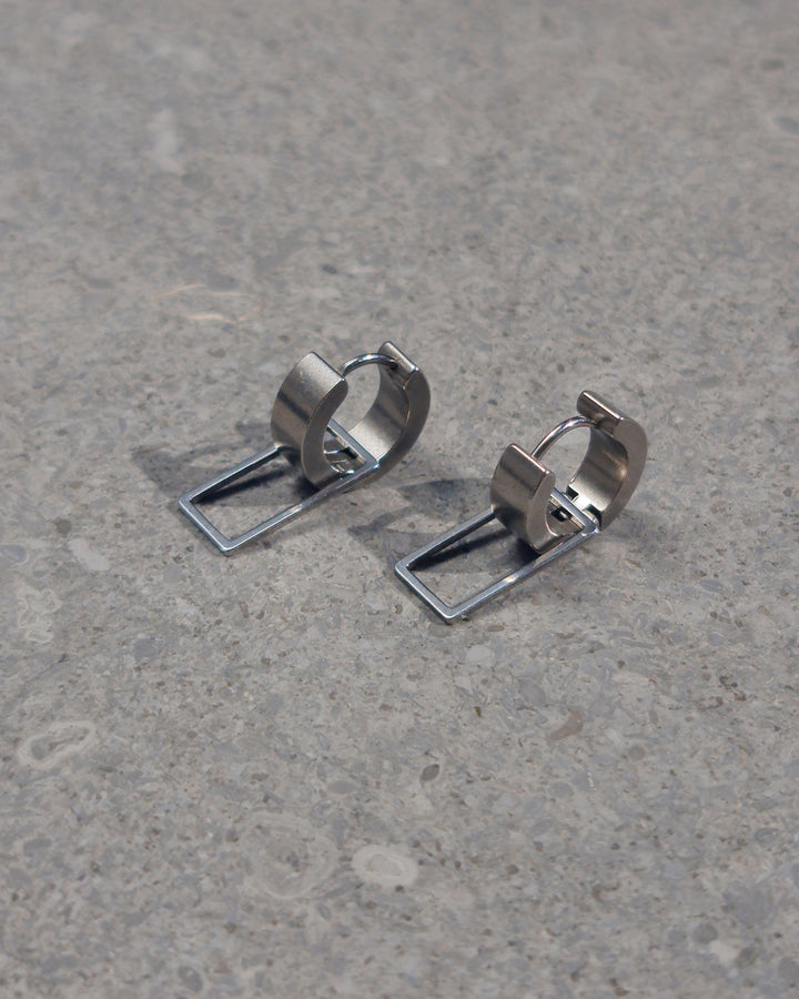 Silver Frame Earrings - Nikaneko