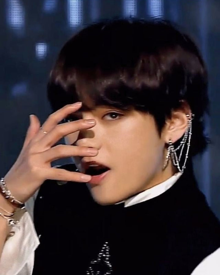 Triple Chain Spike Dangle and Drop Earring - Nikaneko