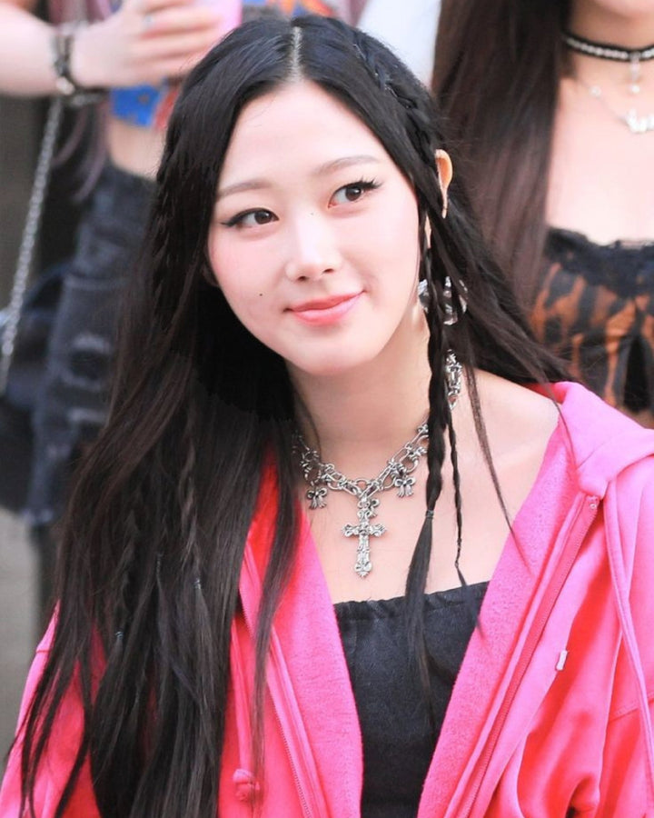 Ornamental Cross Necklace - Nikaneko