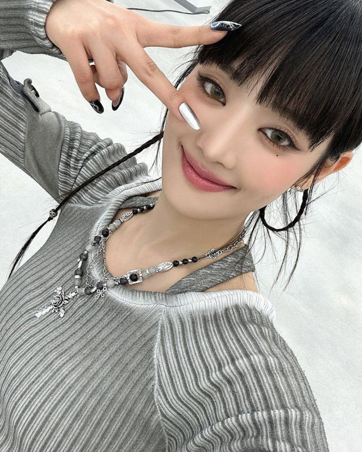 Sacred Rose Cross Necklace - Nikaneko