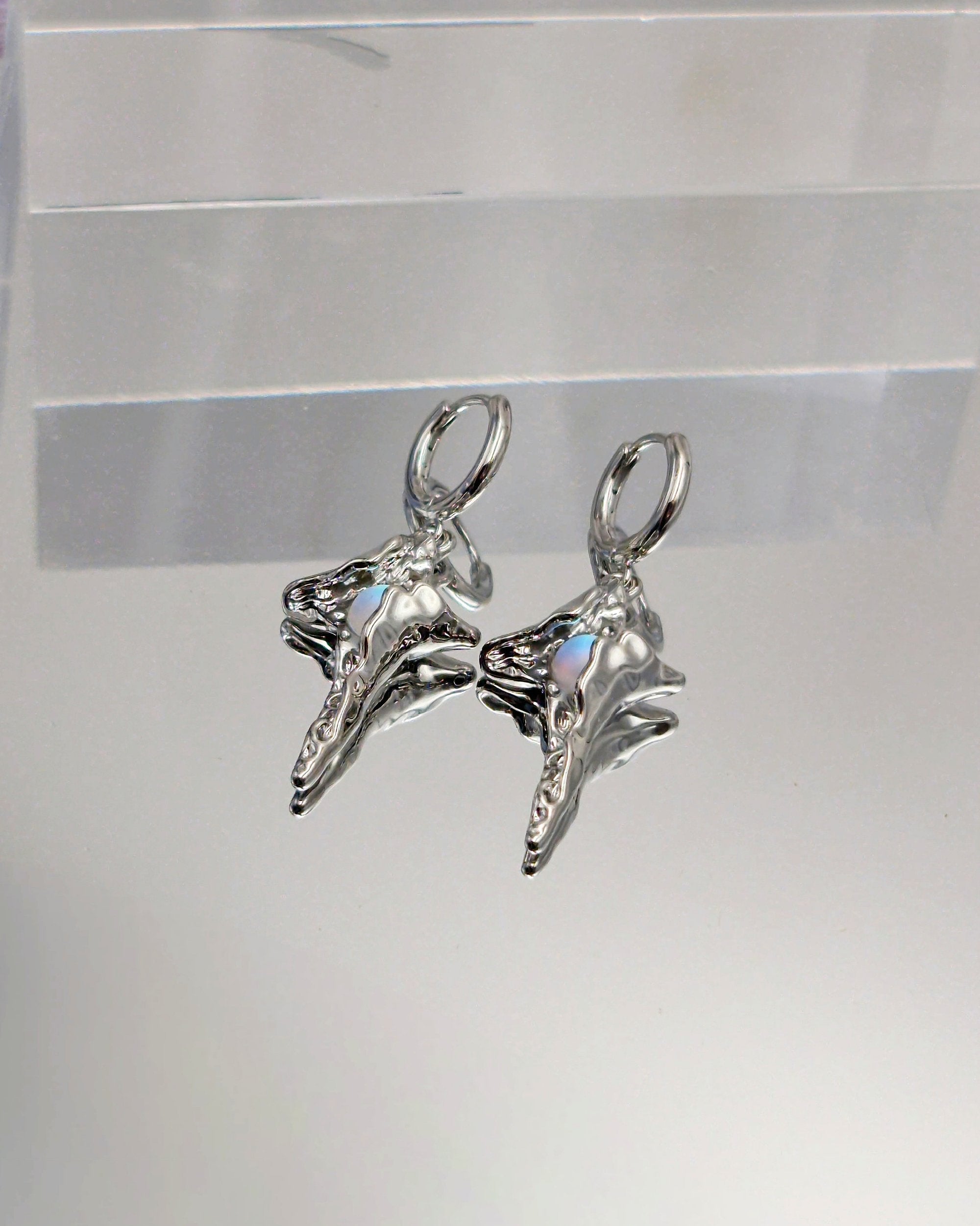Moonstone Star Earrings - Nikaneko