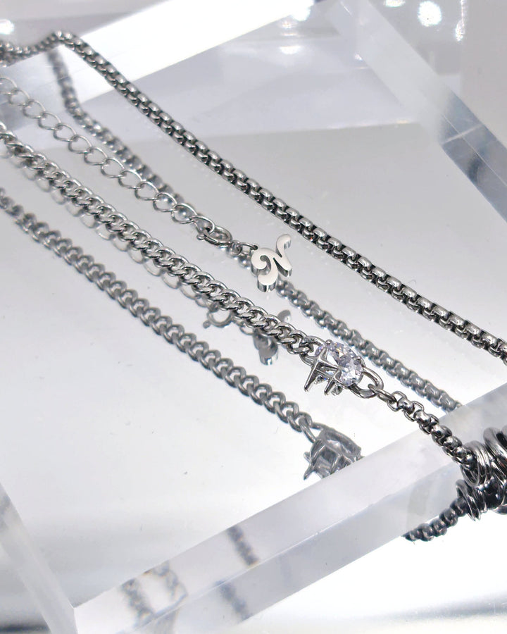 Moonstone Star Necklace - Nikaneko