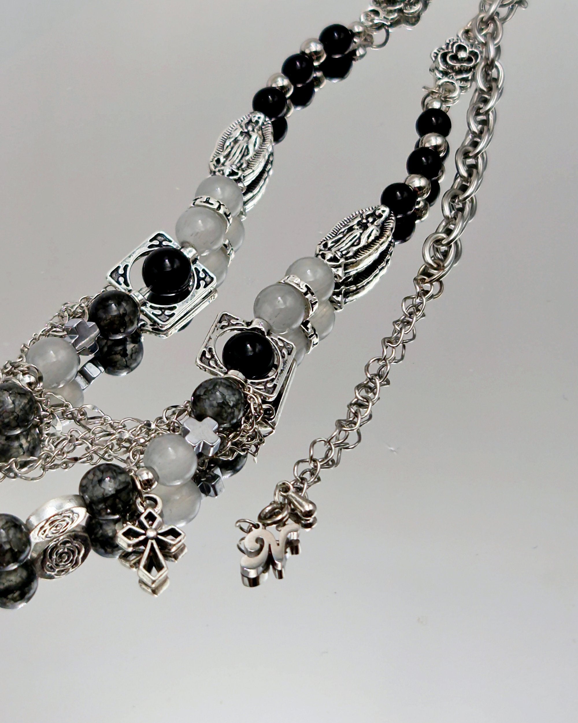 Sacred Rose Cross Necklace - Nikaneko