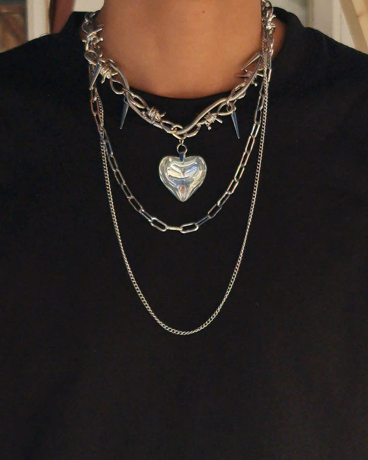 Silver Heart Spiky Chain Necklace - Nikaneko