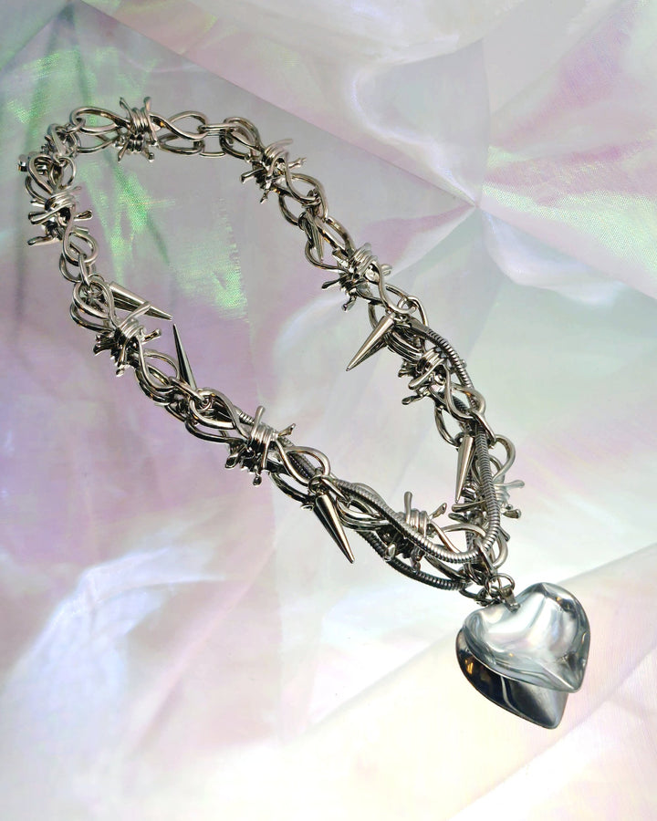 Silver Heart Spiky Chain Necklace - Nikaneko