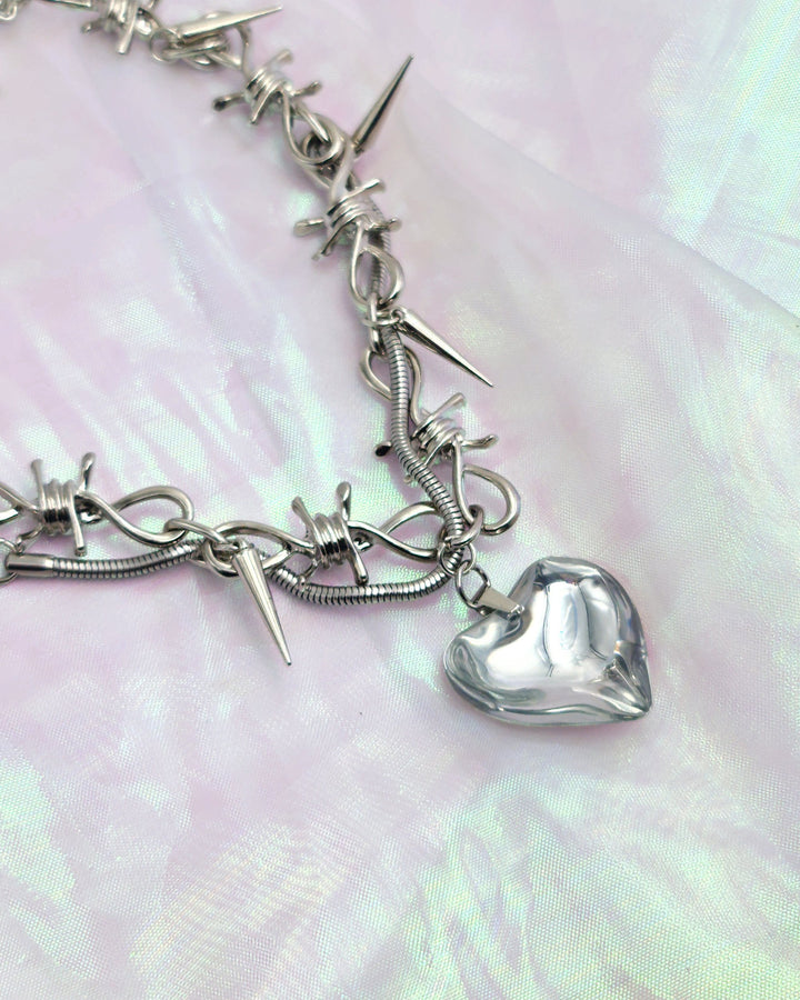 Silver Heart Spiky Chain Necklace - Nikaneko